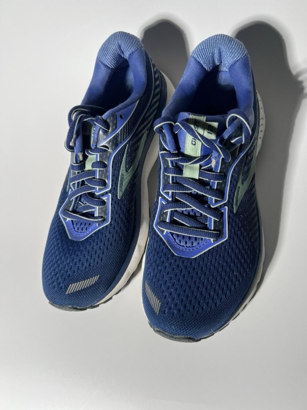Brooks Ghost 12 Running Shoes Blue Women’s Size 7.5 B Medium